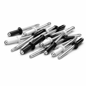 Remaches profesionales para carrocería y reparaciones de automoción en taller